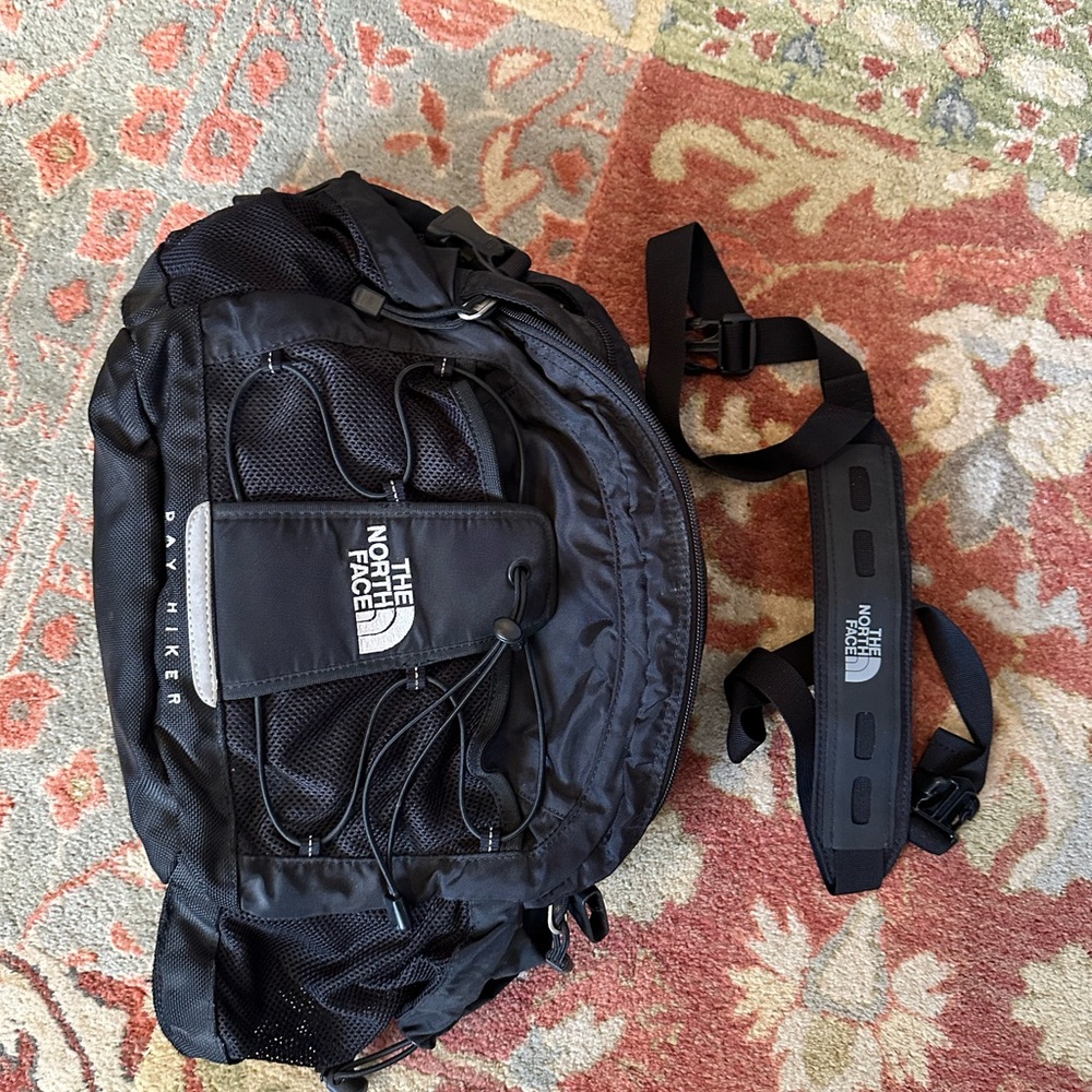 The North Face Black Day Hiker Pack